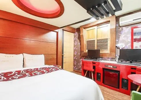 سيول Couple Motel 2*,